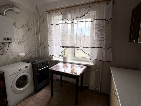 квартира за адресою Дмитра Донцова вул., 61