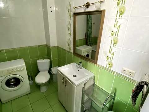 квартира за адресою Машинобудівників вул., 15