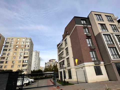 квартира за адресою с. Фонтанка, Академіка Сахарова вул., 52-В