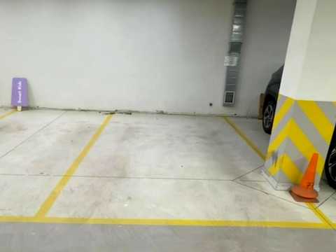 1878506206280032