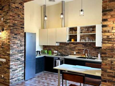 квартира за адресою Приморський бульв., 5