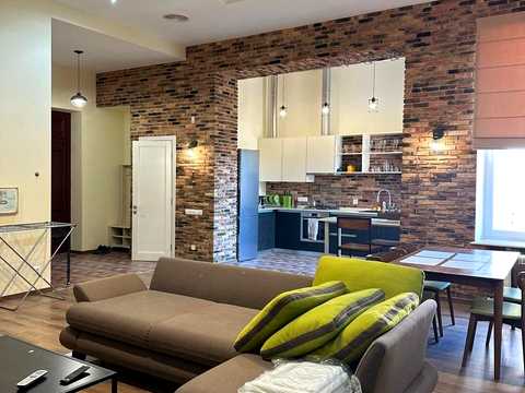 квартира за адресою Приморський бульв., 5
