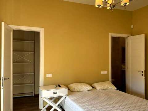 квартира за адресою Приморський бульв., 5