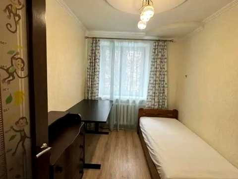 квартира за адресою Ірпінська вул. (Абхазька), 4