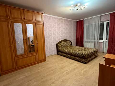 квартира за адресою Бровари, Михайла Грушевського вул., 17-Г