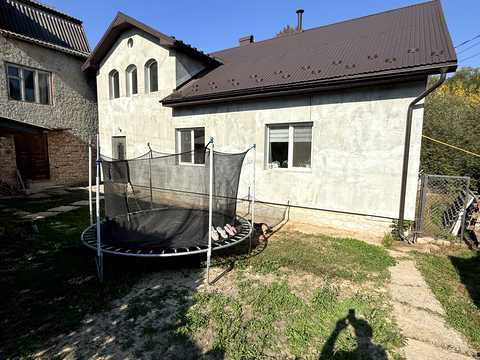 будинок за адресою с. Чагор, Київська, 18