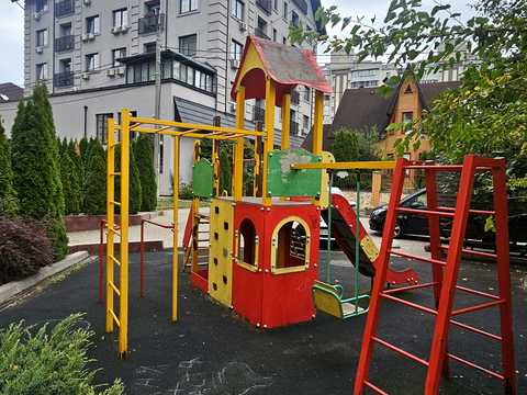 квартира за адресою Успішна вул., 14