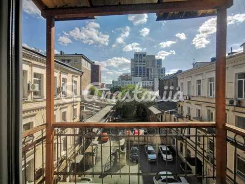 квартира за адресою Дмитра Яворницького просп. (Карла Маркса), 83