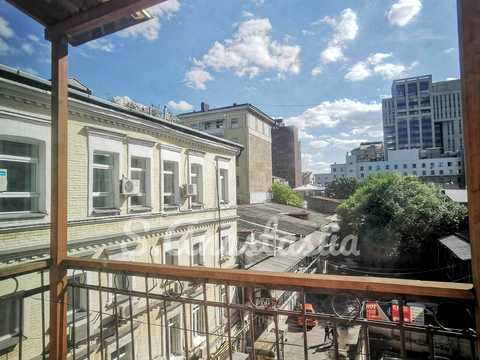 квартира за адресою Дмитра Яворницького просп. (Карла Маркса), 83