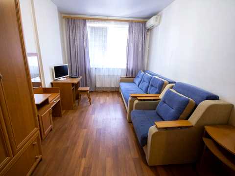 квартира за адресою Торгова вул., 15
