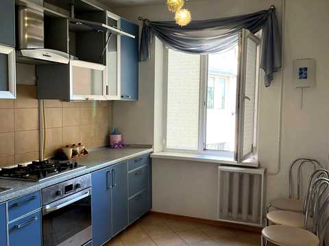 квартира за адресою Одеса, Академіка Корольова вул., 63