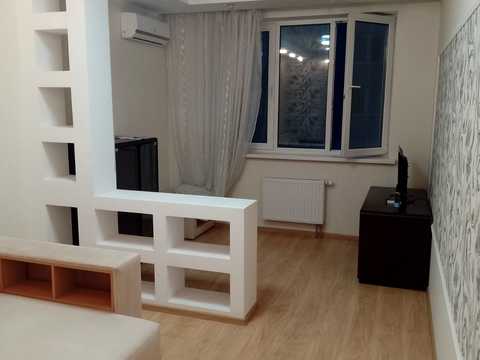 квартира за адресою Феодосійська вул., 3-В