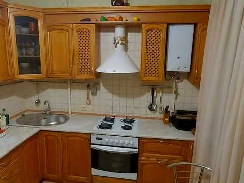 квартира за адресою Соборна вул. (Радянська), 12