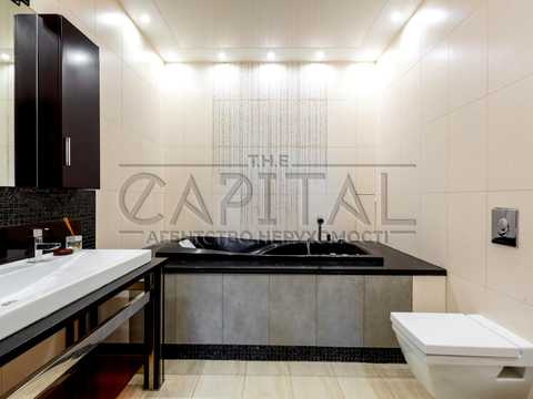 квартира за адресою Лабораторна вул., 8