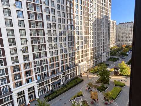 квартира за адресою Михайла Максимовича вул. (Онуфрія Трутенка), 28-Е