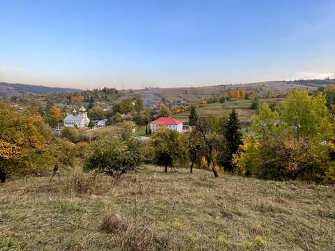 участок по адресу с. Пилипец, 