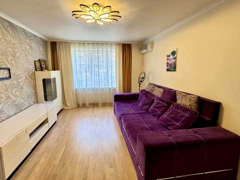 квартира за адресою Сергія Скальда вул. (Комарова), 40