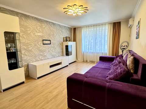 квартира за адресою Сергія Скальда вул. (Комарова), 40