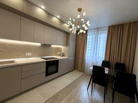 квартира за адресою Перлинна вул., 10
