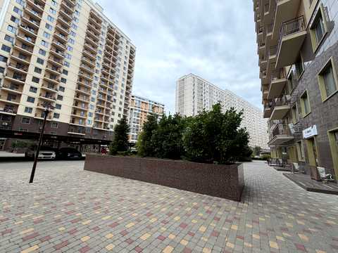 квартира за адресою Перлинна вул., 10