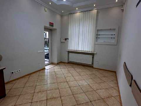 коммерческая по адресу Героев УПА ул., 38