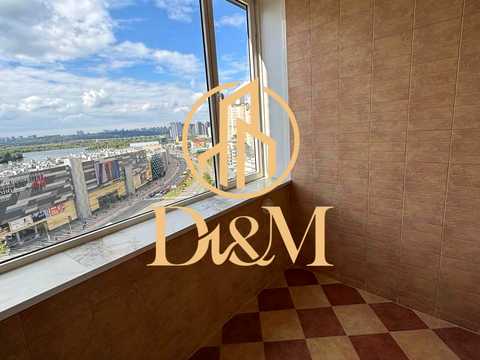 квартира за адресою Анни Ахматової вул., 47