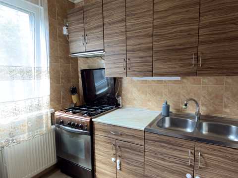 квартира за адресою Любомира Гузара просп. (Космонавта Комарова), 8
