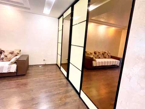 квартира за адресою Заліська вул., 5