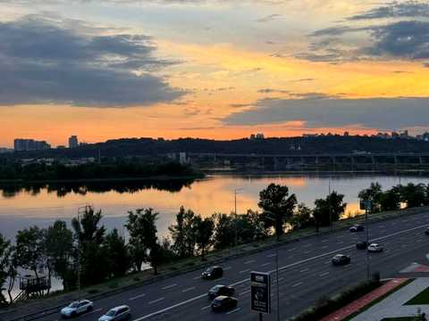 квартира за адресою Дніпровська набережна вул., 15-Ж