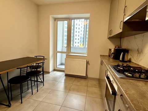 квартира за адресою Олександра Довженка вул., 61