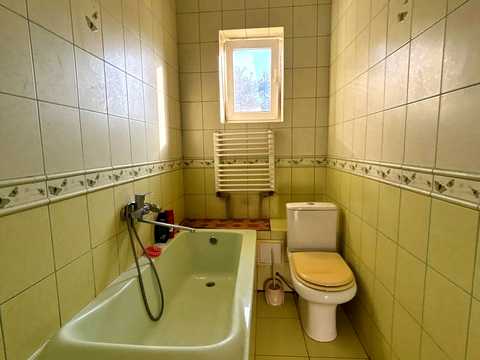 квартира за адресою Степана Бандери вул., 50