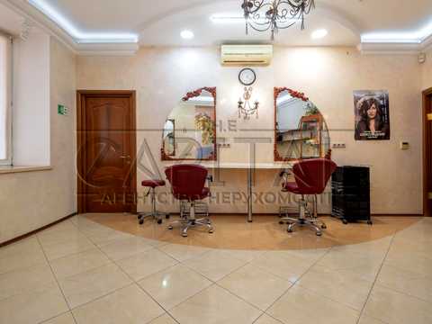 коммерческая по адресу Владимира Ивасюка просп. (Героїв Сталінграду), 8