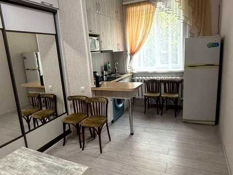 квартира за адресою Віталія Гуляєва вул., 4