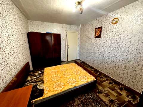 квартира за адресою Євгенія Логінова вул. (Крилова), 33