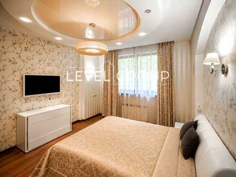 будинок за адресою с. Рославичі, Юліанська вул.