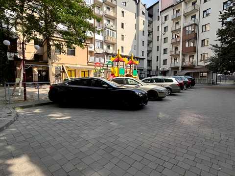 квартира за адресою Михайла Мулика вул. (Гаркуші), 36