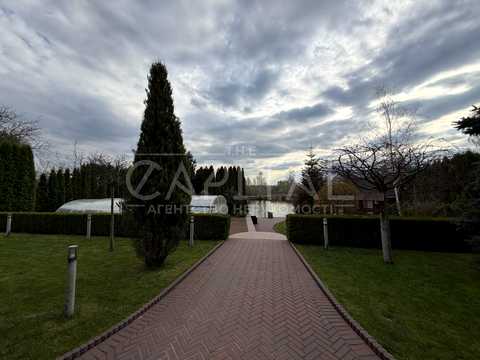 дом по адресу Центральна ул., 3