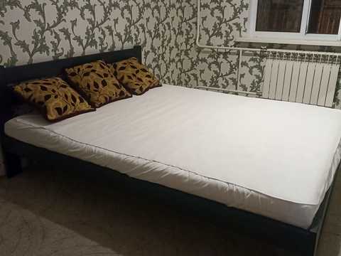 квартира за адресою Анни Ахматової вул., 21
