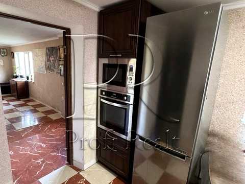 будинок за адресою Озерна 8 вулиця