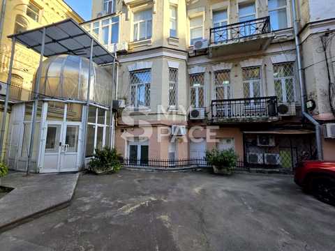 комерційна за адресою Шота Руставелі вул., 15