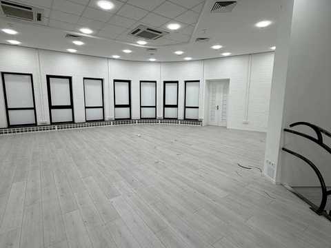 коммерческая по адресу Большая Васильковская ул. (Красноармейская), 52