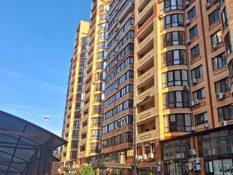квартира за адресою Незалежності вул. (Армійська), 8Б