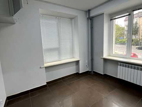 комерційна за адресою Тараса Шевченка вул., 31-Б