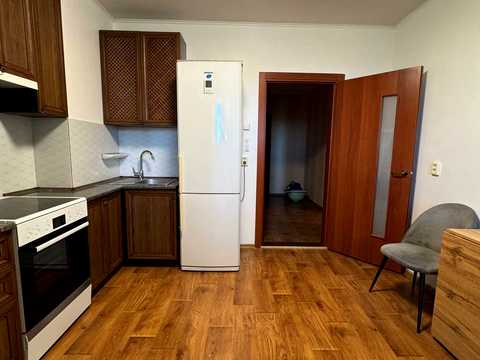 квартира за адресою Миколи Закревського вул., 97-А