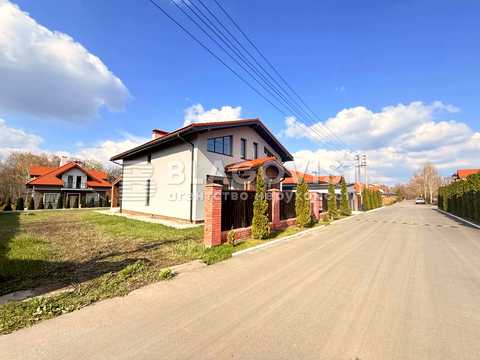 будинок за адресою с. Рославичі, Олександрівська, 7