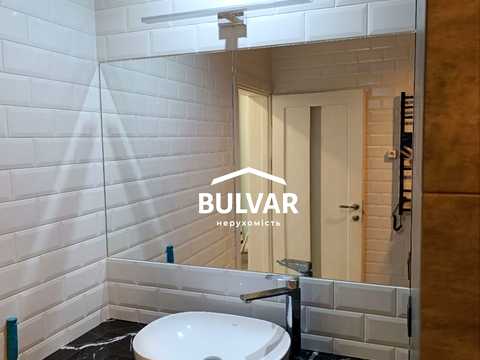 квартира за адресою Амосова вул. (Корчагінців), 32