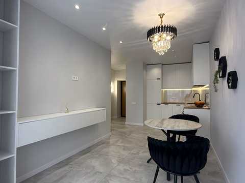 квартира за адресою Європейська вул. (Жовтнева), (Будинок 4)