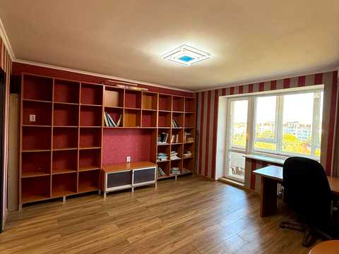 квартира за адресою Василя Щурата вул., 10