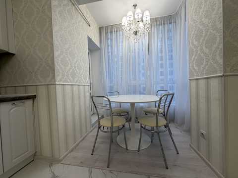 квартира по адресу Героев Небесной Сотни просп., 14-А