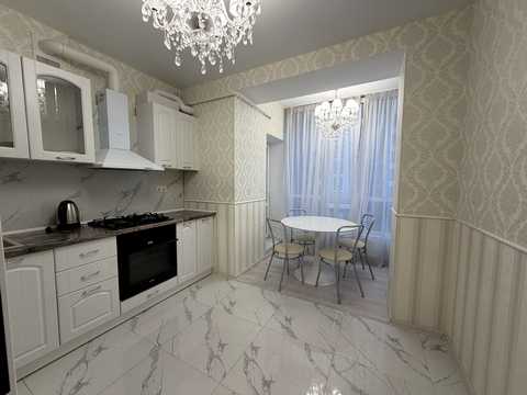квартира по адресу Героев Небесной Сотни просп., 14-А
